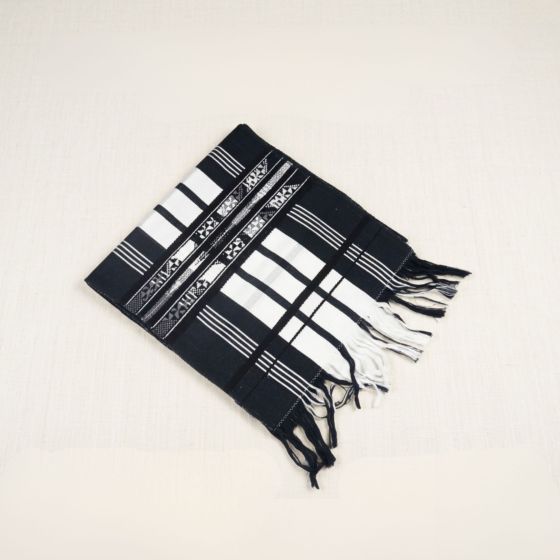 Handloom Mizoram Cotton Muffler || White & Blace Color || Saras Aajeevika
