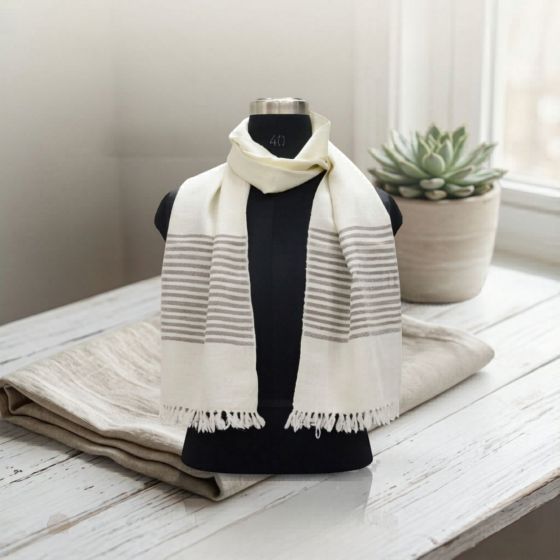 Handloom Unisex Muffler || Marino Wool || Off White & Grey || Saras Aajeevika