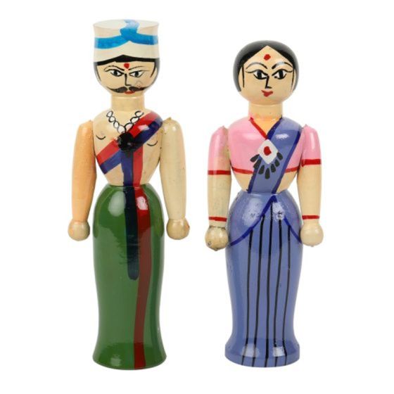 Traditional Wooden Thanjavur Couple Dolls – Handcrafted Indian Art