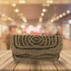  Embroidered B Envelope Clutch Beigh