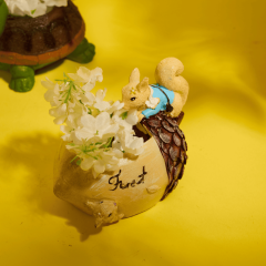  BOAT SQUIRREL-POT