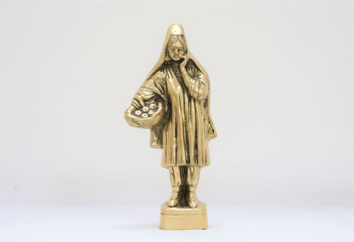  Brass Home Décor A Black Village Lady